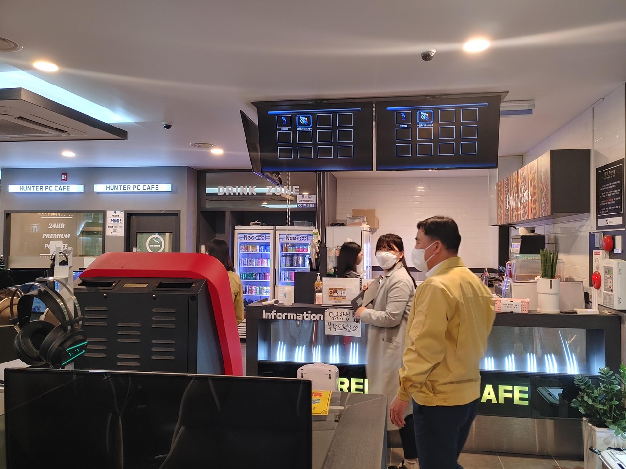 장흥교육지원청 지역사회연합 학생생활지원단 합동 청소년 다중이용시설 점검 < 기관 < 기사본문 - 전남교육통