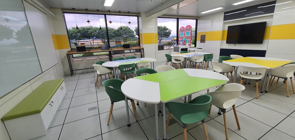 새 모습으로 단장한 화순오성초등학교 미래형 SW교실 ‘에듀테크 교실’