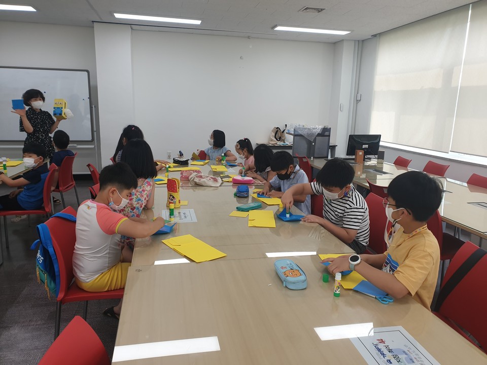 여름학기 평생교육 프로그램 [종이접기] 운영 모습