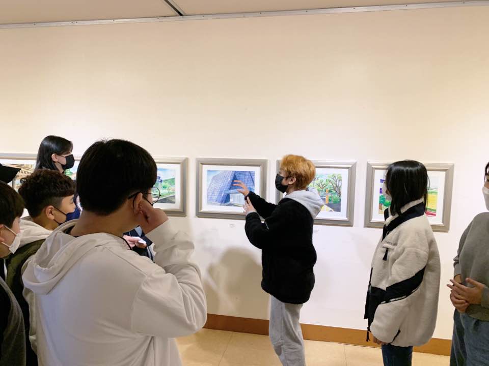 '제 6회 봉강 보물들의 그림 전시회' 6학년 자기 작품 설명