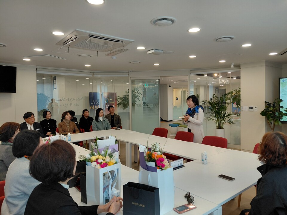 나주교육, 헌신한 교장선생님들에 눈물의 퇴임 축하 - 교육 | 코리아NEWS