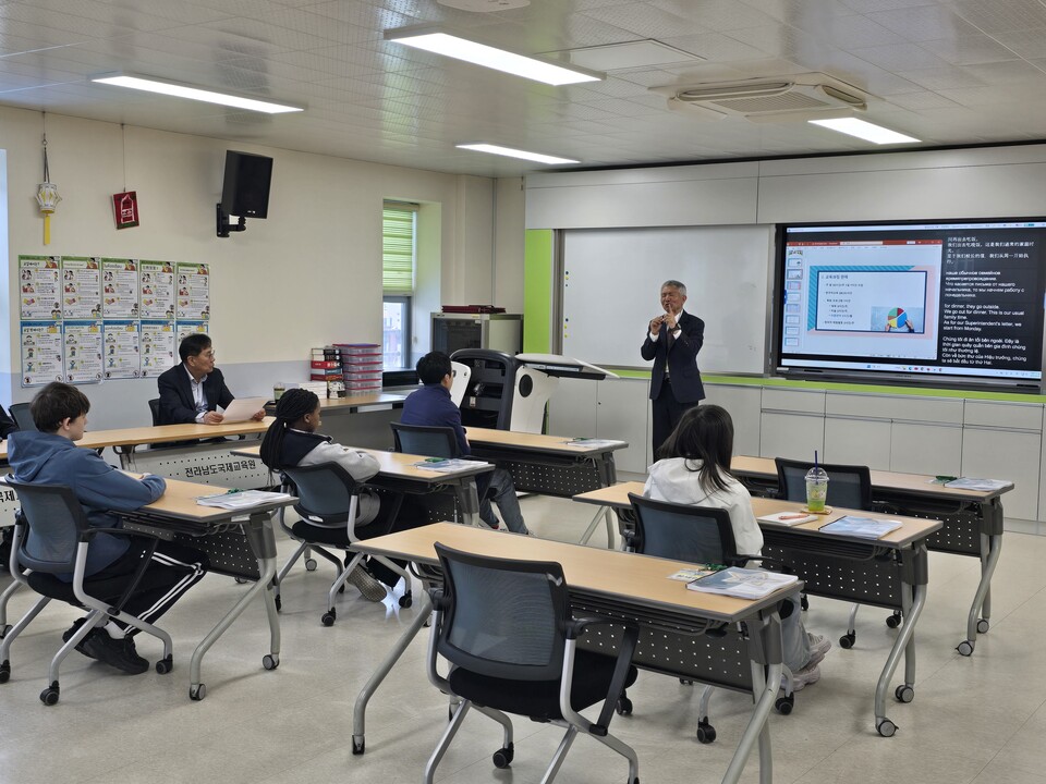 이주배경학생 학교 적응 걱정 뚝! 전남교육청, 집중 한국어·문화 교육 지원 - 교육 | 코리아NEWS