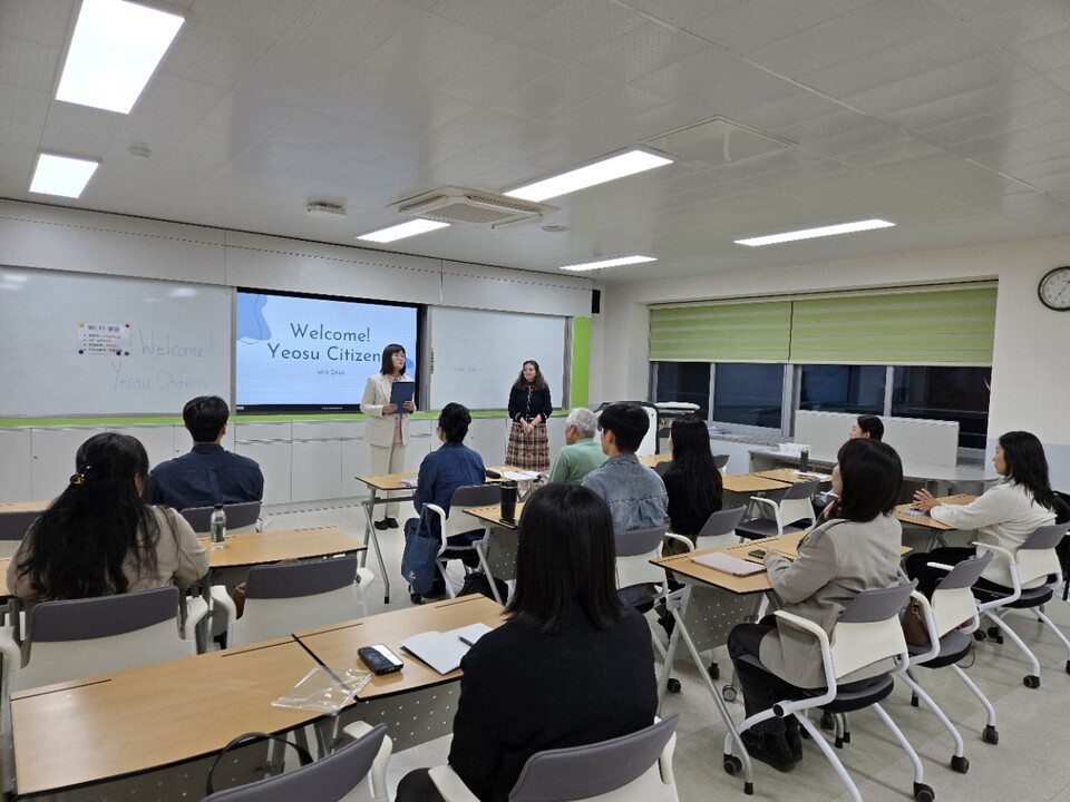 여수시민 대상 ‘야간 외국어회화’ 프로그램, 4월 6일부터 운영 - 교육 | 코리아NEWS