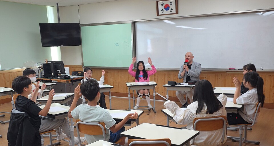 곡성중앙초, ‘휴먼라이브러리’로 열어가는 학생들의 꿈