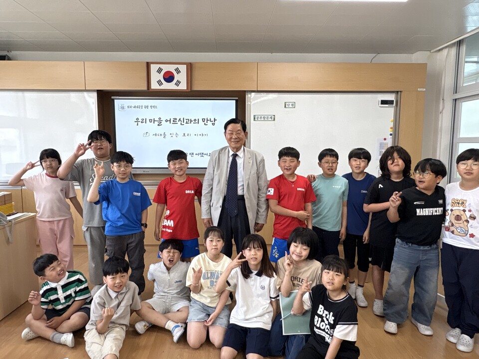 군남초, ‘찰보리’와 마을 어르신으로 잇는 세대 공감… 마을연계 융합 교육