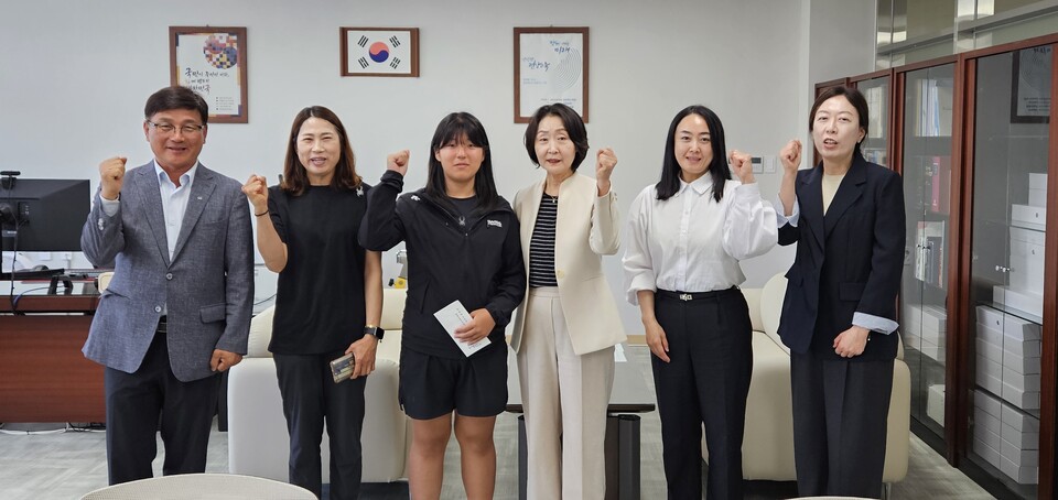 진도교육지원청, 제55회 전국소년체육대회 출전 선수단 격려 방문
