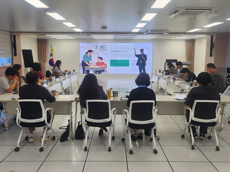 곡성교육지원청, 장애학생 인권보호 위해 교(원)감 대상 연수 개최 - 교육 | 코리아NEWS