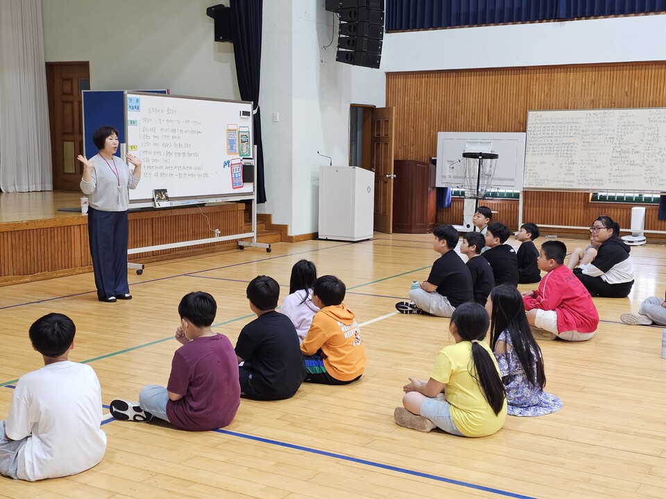 도덕초-두원초, 연극·코딩으로 마음 열고 함께 크다