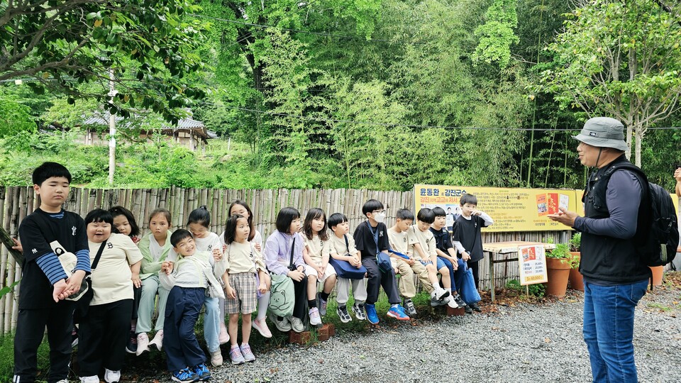 강진 계산초, 숲길 따라 �으며 배우는 다산의 삶과 자연 - 교육 | 코리아NEWS