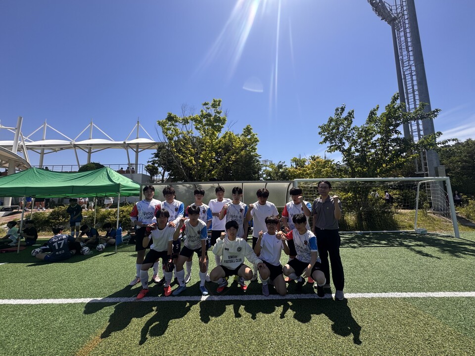주말이 더 바쁜 목포조리과학고, 축구·자격증·제과대회까지 석권 - 교육 | 코리아NEWS