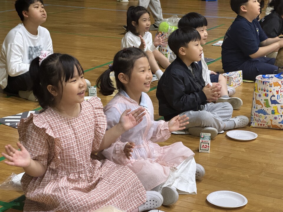 신전초, ‘생일 축하의 날’로 따뜻한 학교 만든다 - 교육 | 코리아NEWS