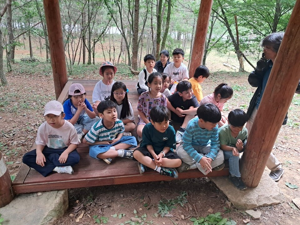 숲속에 작은 보금자리를 꿈꾸다, 옥과초의 생명 존중 교육 - 환경 | 코리아NEWS