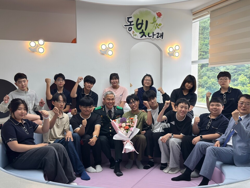 구례동중, 31사단장 김도열 소장 초청 진로·안보교육 실시 - 교육 | 코리아NEWS