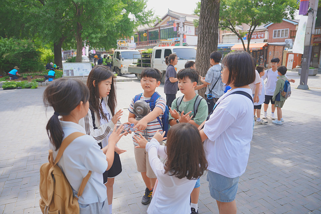 학생이 직접 짠 ‘두레’ 체험학습, 문척초가 혁신으로 깊이 더하다 - 교육 | 코리아NEWS