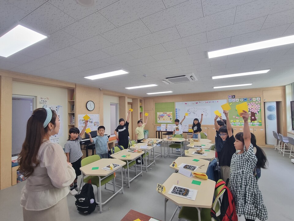 북평·북일초, 책으로 잇는 따뜻한 교감 '온책읽기 축제' 개최 - 교육 | 코리아NEWS