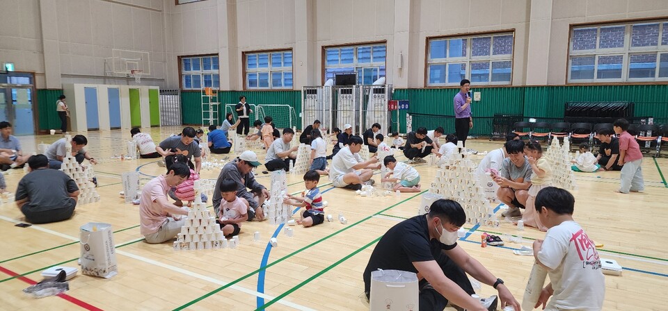 여수성산유치원, ‘아빠와 함께하는 신나는 놀이터’ 운영…가족과 함께 만든 특별한 추억 - 복지 | 코리아NEWS